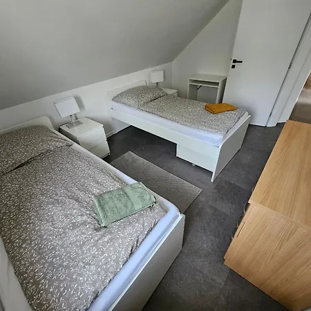 Nyaraló Novy Podkrovny V Rodinnom Dome Pre 6 Osob *